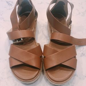 MICHAEL KORS HARDLY WORN WEDGES!!!